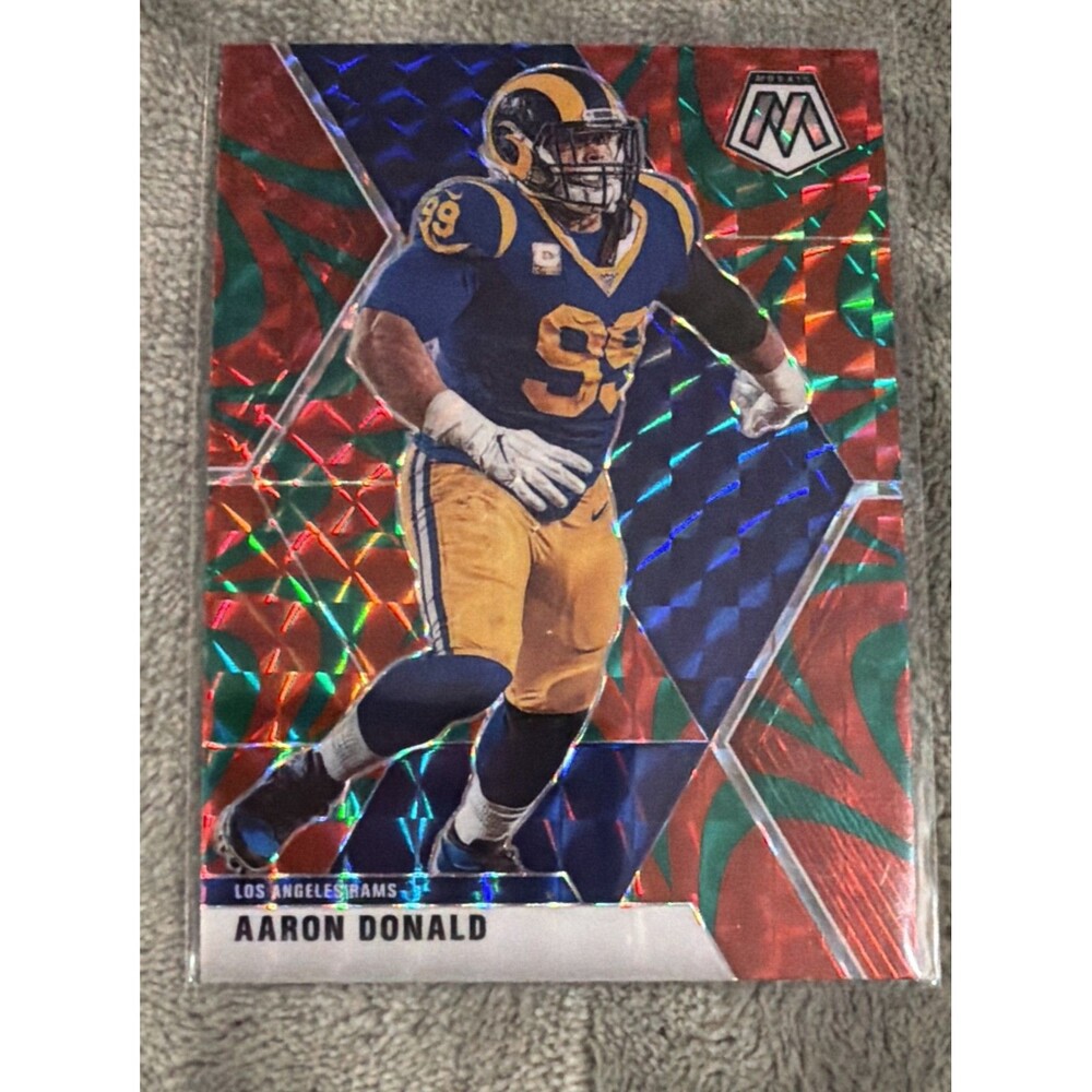2020 Panini Mosaic - Aaron Donald #118 Reactive Green Mosaic Prizm